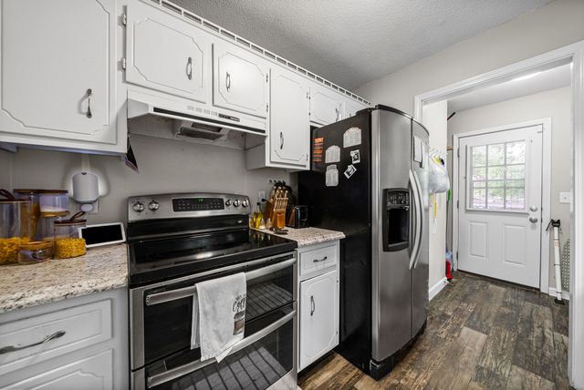 566 Lorie Ln, Clarksville, TN 37042