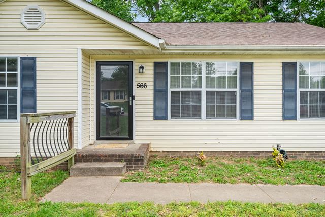 566 Lorie Ln, Clarksville, TN 37042