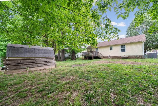 566 Lorie Ln, Clarksville, TN 37042