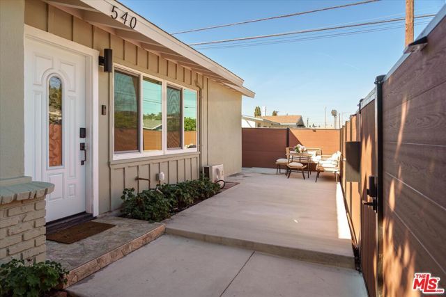 2643 Huron Street, Los Angeles, CA 90065