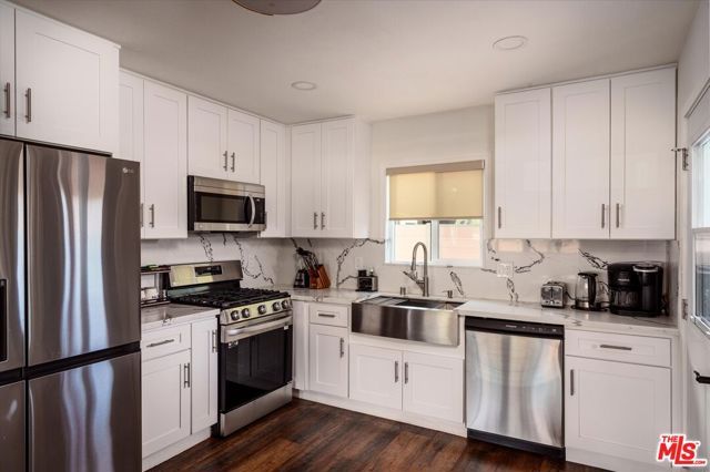 2643 Huron Street, Los Angeles, CA 90065