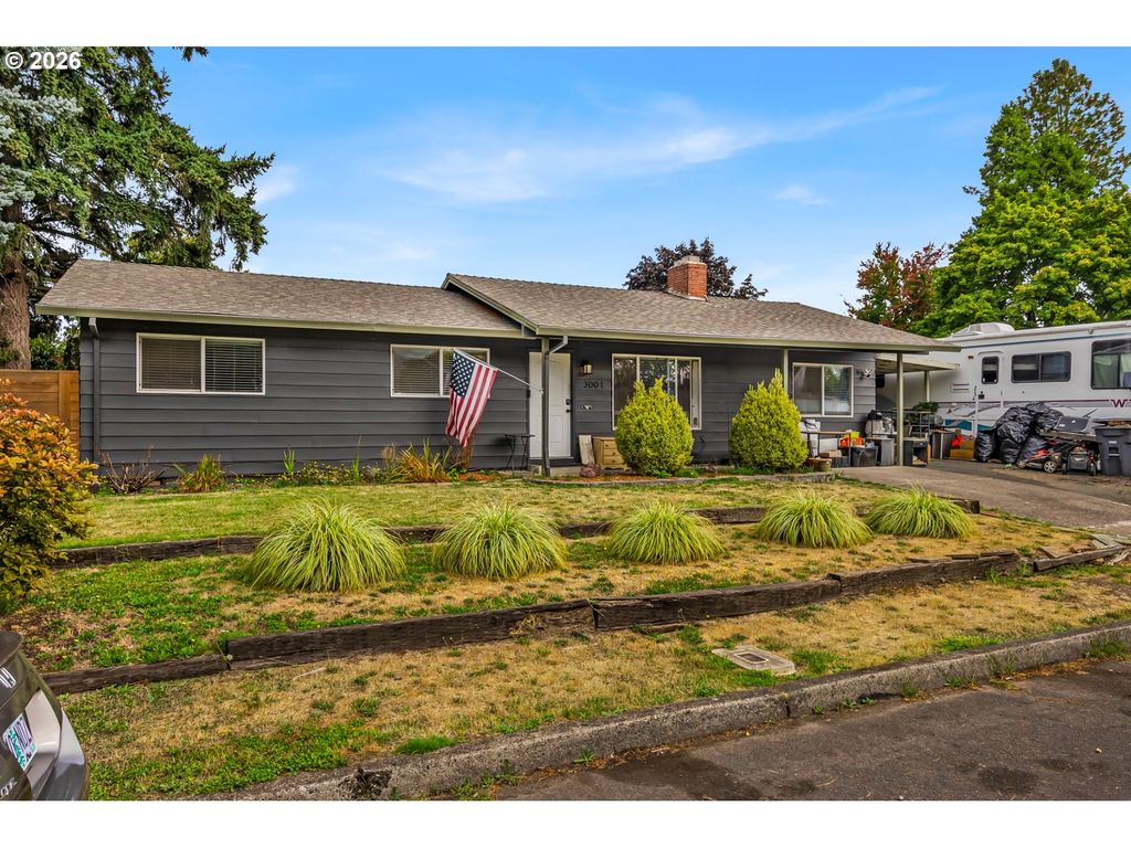 3001 Ne AZALEA St, Hillsboro, OR 97124