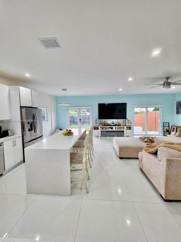 35220 SW 213th Ave, Homestead, FL 33034