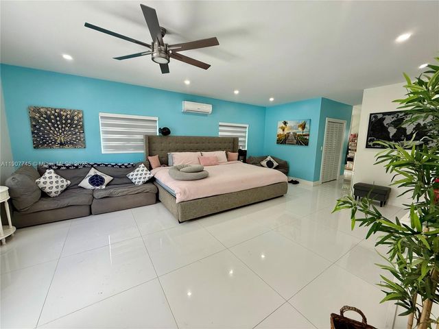 35220 SW 213th Ave, Homestead, FL 33034