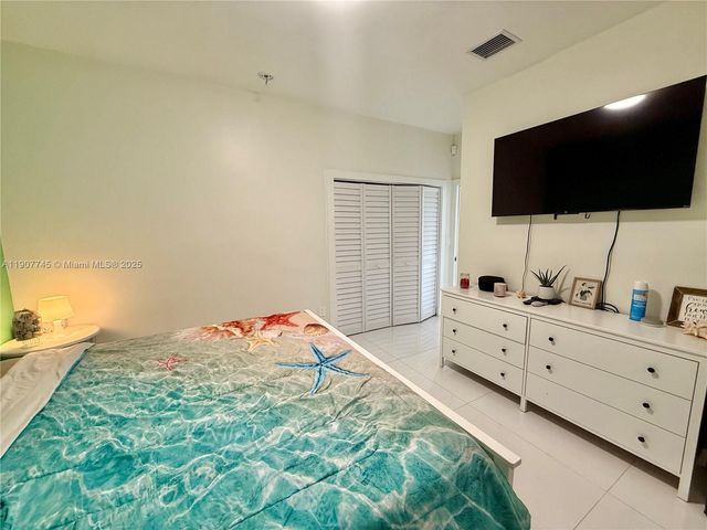 35220 SW 213th Ave, Homestead, FL 33034