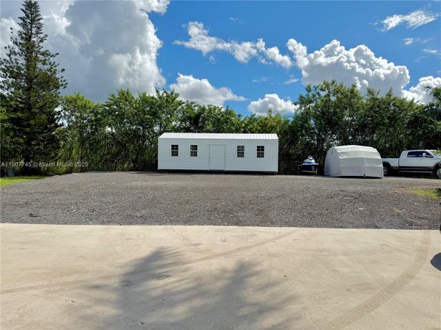 35220 SW 213th Ave, Homestead, FL 33034