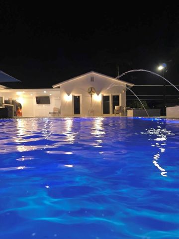 35220 SW 213th Ave, Homestead, FL 33034