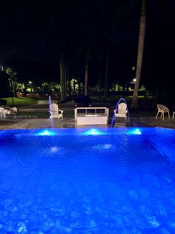 35220 SW 213th Ave, Homestead, FL 33034