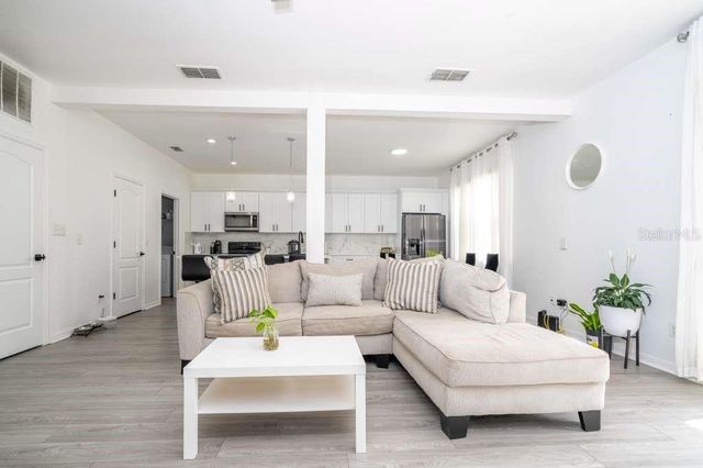 17614 WOODCREST WAY, Clermont, FL 34714