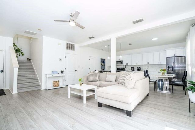 17614 WOODCREST WAY, Clermont, FL 34714