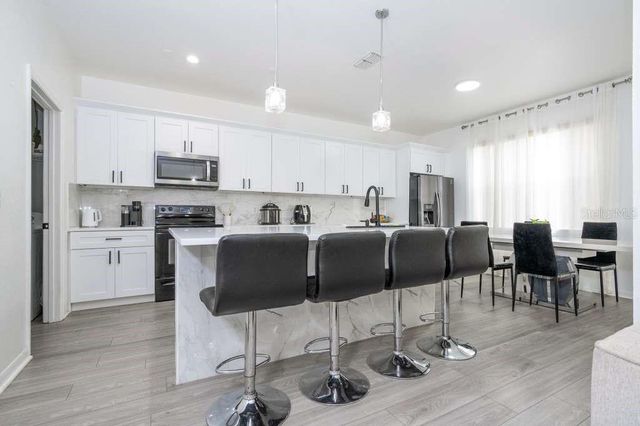 17614 WOODCREST WAY, Clermont, FL 34714