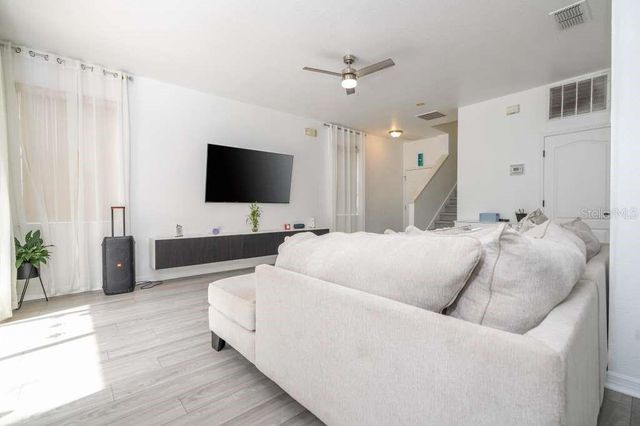 17614 WOODCREST WAY, Clermont, FL 34714