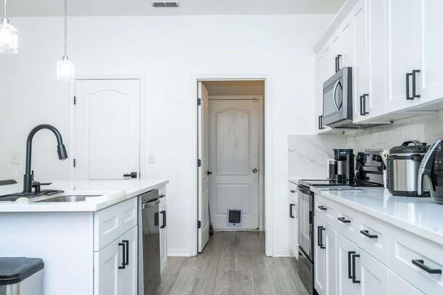 17614 WOODCREST WAY, Clermont, FL 34714