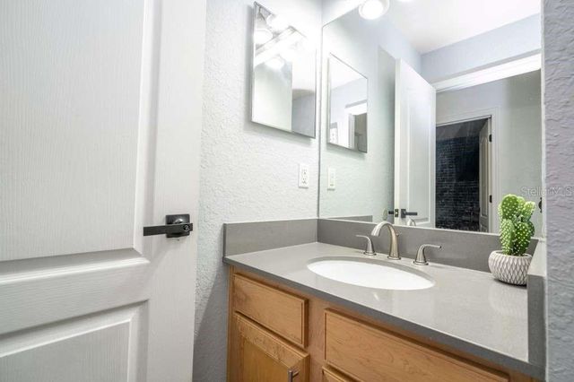 17614 WOODCREST WAY, Clermont, FL 34714