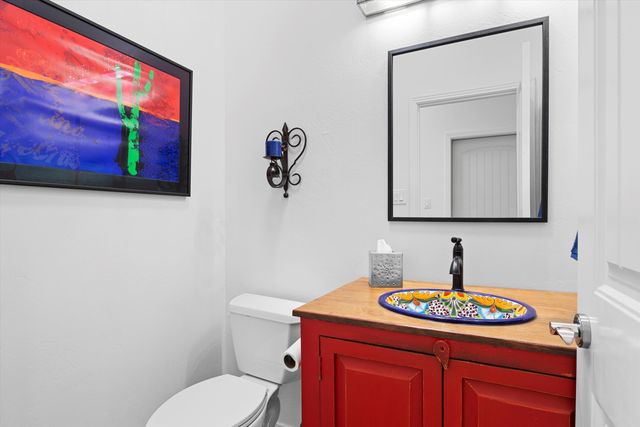 1632 Cliffside Drive NW, Albuquerque, NM 87105