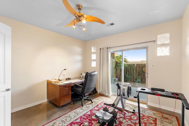 1632 Cliffside Drive NW, Albuquerque, NM 87105