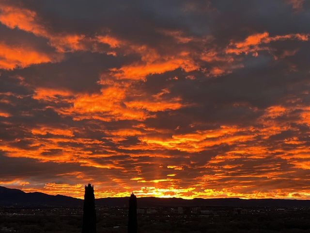 1632 Cliffside Drive NW, Albuquerque, NM 87105