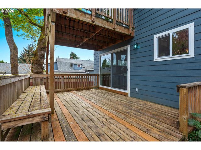 7725 Se MARKET St, Portland, OR 97215