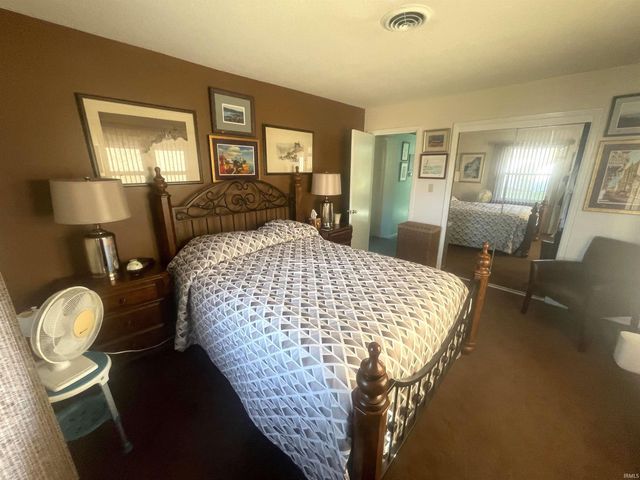 320 W Roselawn Avenue Street, Logansport, IN 46947