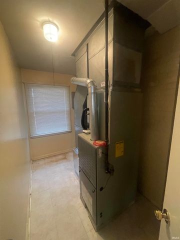 320 W Roselawn Avenue Street, Logansport, IN 46947