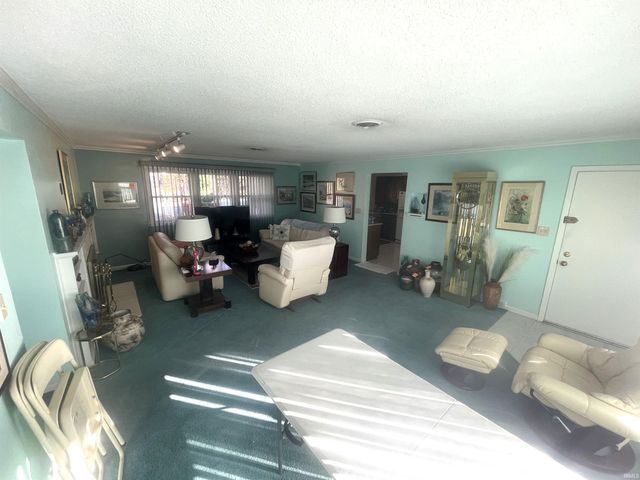 320 W Roselawn Avenue Street, Logansport, IN 46947