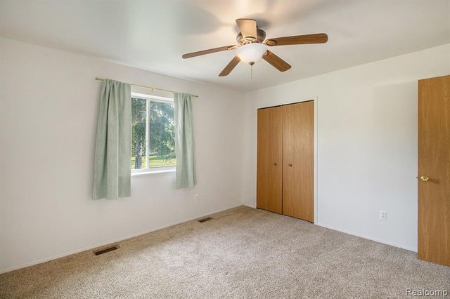 505 Garden Lane, Fowlerville, MI 48836