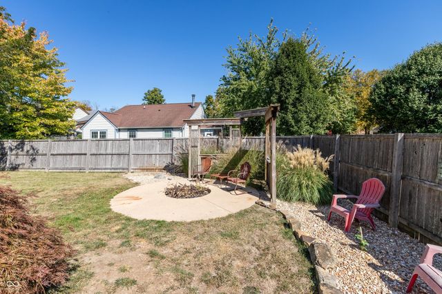 3760 Smallwood Lane W, Indianapolis, IN 46214