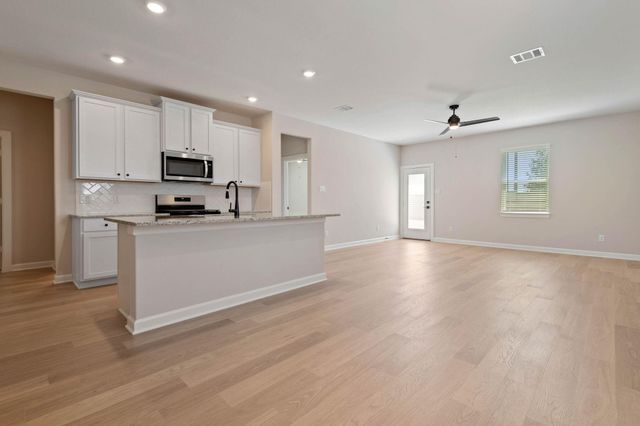 1107 Campside Drive, Beasley, TX 77417