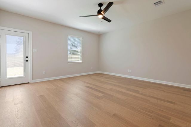 1107 Campside Drive, Beasley, TX 77417