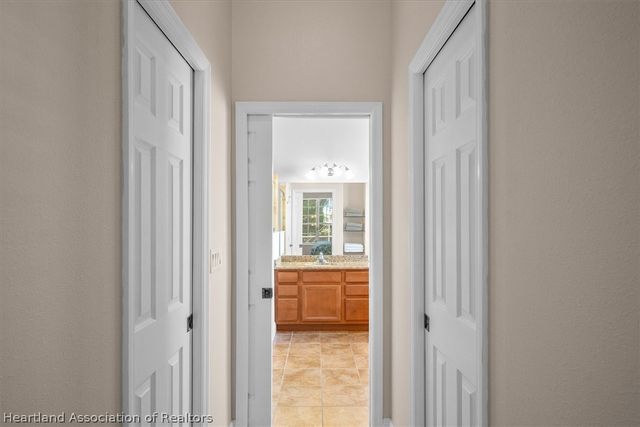 5333 Surrey Lane, Sebring, FL 33875