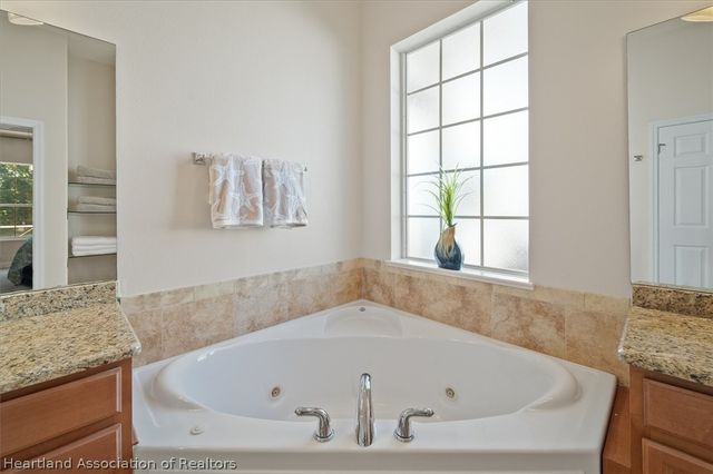 5333 Surrey Lane, Sebring, FL 33875
