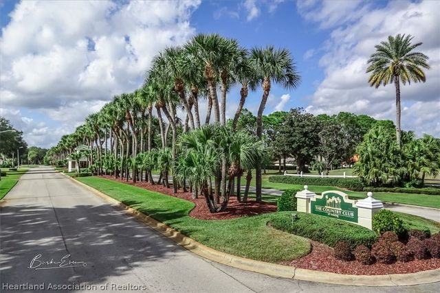 5333 Surrey Lane, Sebring, FL 33875