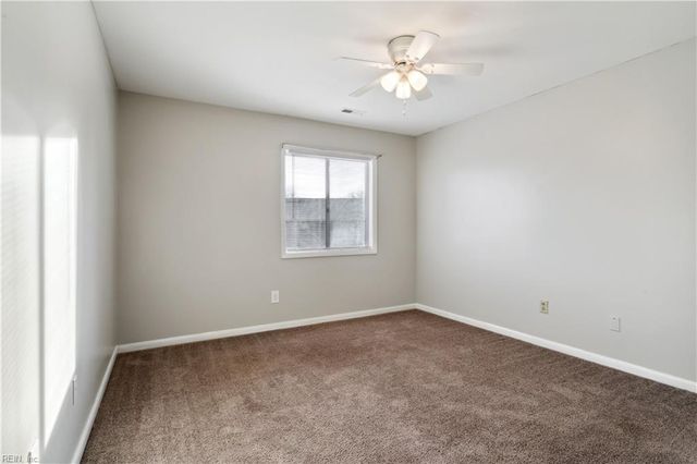 115 Roane Dr Apt F, Hampton, VA 23669