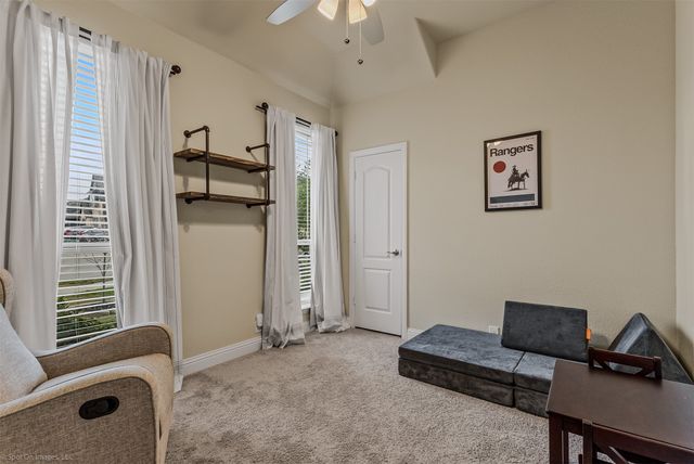 485 W Autumn Hill Bluff, Lavon, TX 75166