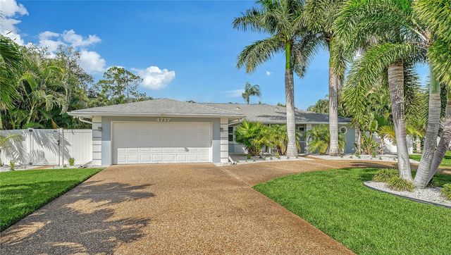 4717 THOMAS HOBY PLACE, Sarasota, FL 34241