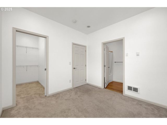 1726 32ND St, Florence, OR 97439