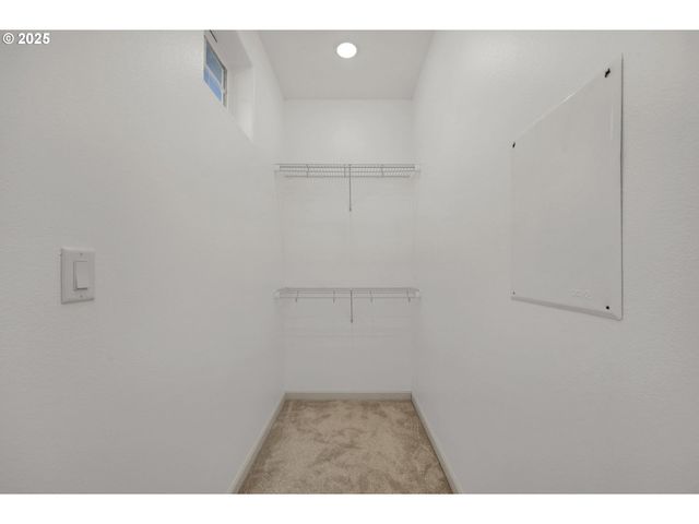 1726 32ND St, Florence, OR 97439