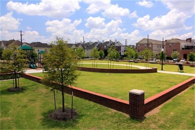 2128 Gillette Street, Houston, TX 77006