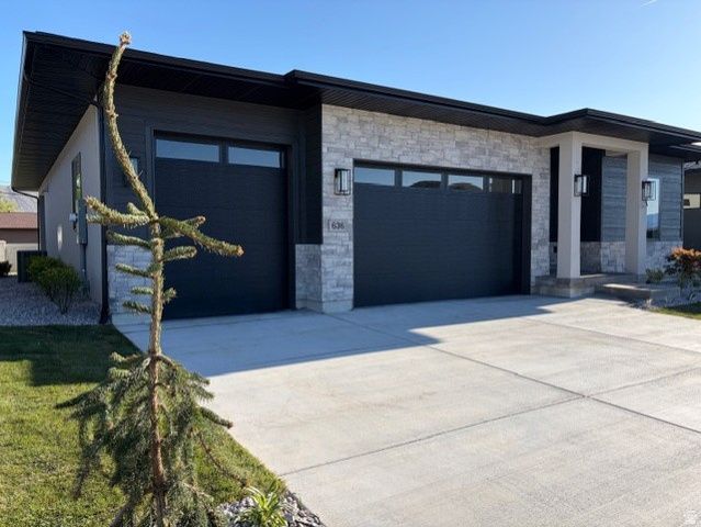 636 E VANDALAY LN, Draper, UT 84020