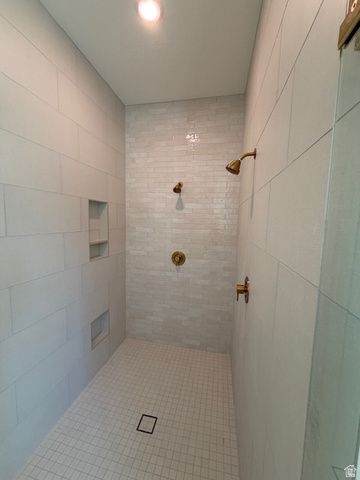 636 E VANDALAY LN, Draper, UT 84020