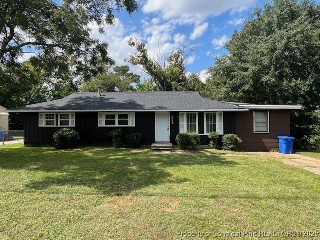 2842 Coronada Parkway, Fayetteville, NC 28306