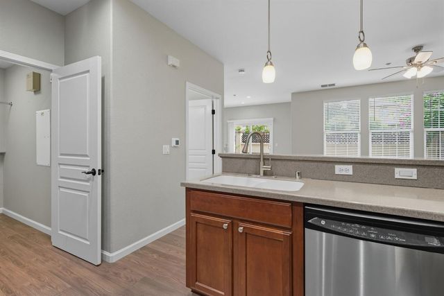 228 W Lucita Way, Mountain House, CA 95391