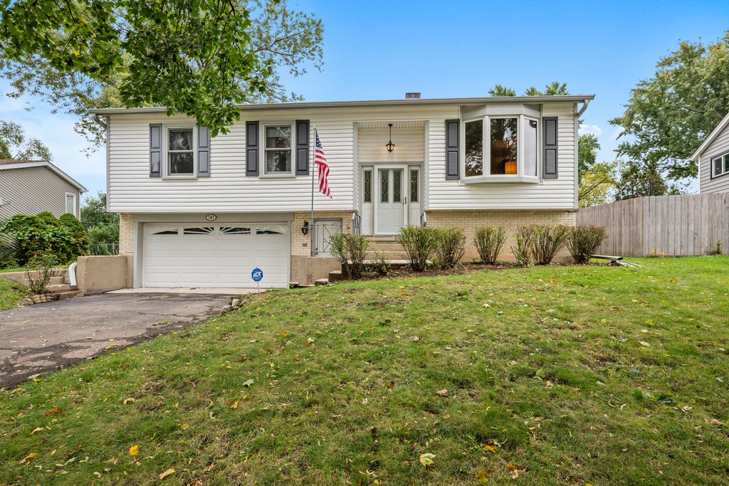 767 Leslie Lane, Glendale Heights, IL 60139 — photo 3
