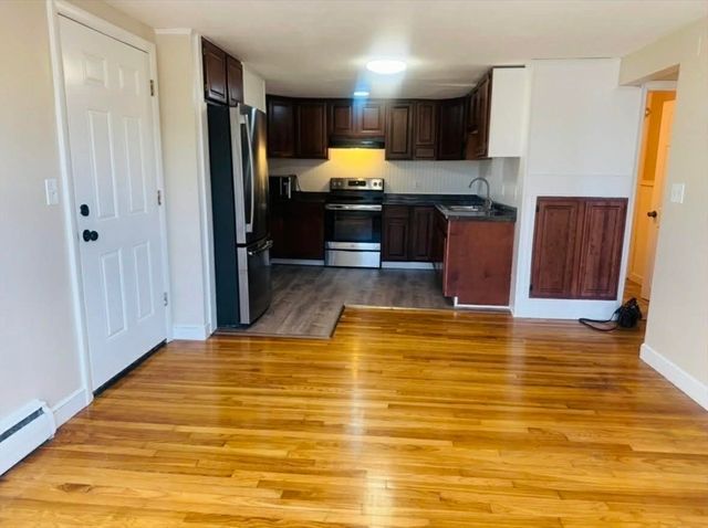 425 West Elm St 7, Brockton, MA 02301