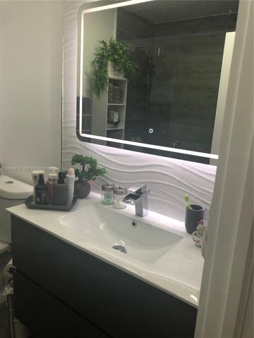 1155 NW 123rd Ct 601, Miami, FL 33182