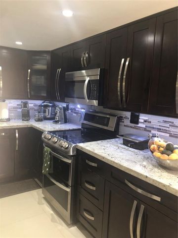 1155 NW 123rd Ct 601, Miami, FL 33182