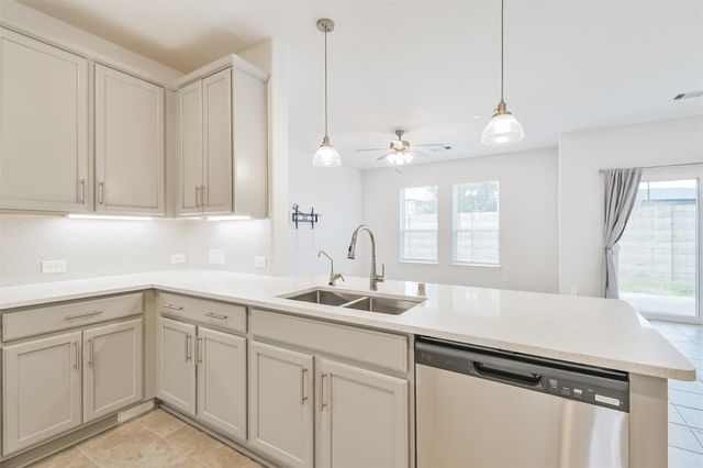 2129 Solstice Boulevard, Spring, TX 77386