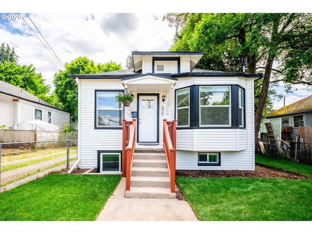 8950 N SMITH St, Portland, OR 97203