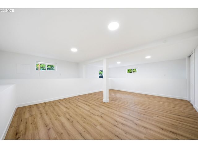 8950 N SMITH St, Portland, OR 97203