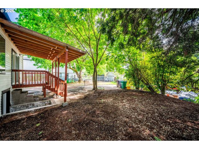 8950 N SMITH St, Portland, OR 97203
